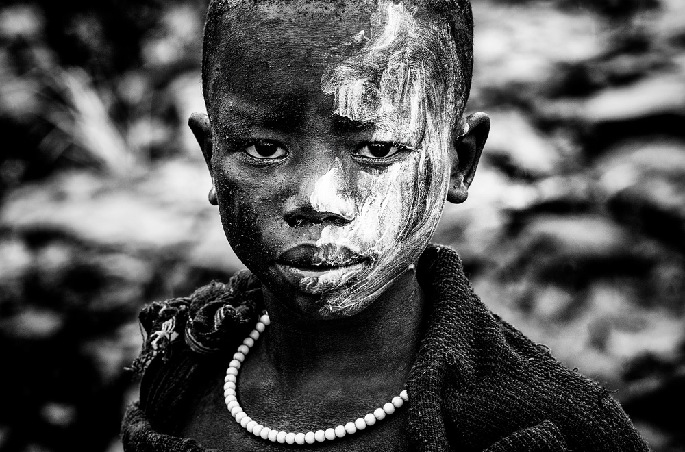 Suri tribe child - Ethiopia von Joxe Inazio Kuesta Garmendia