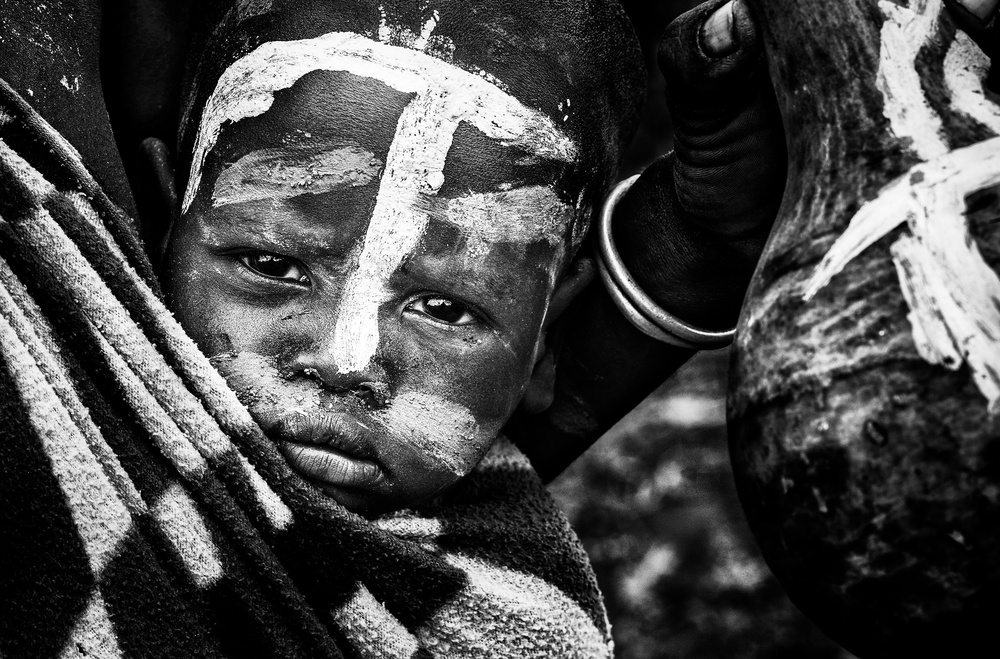 Surma tribe child - Ethiopia von Joxe Inazio Kuesta Garmendia