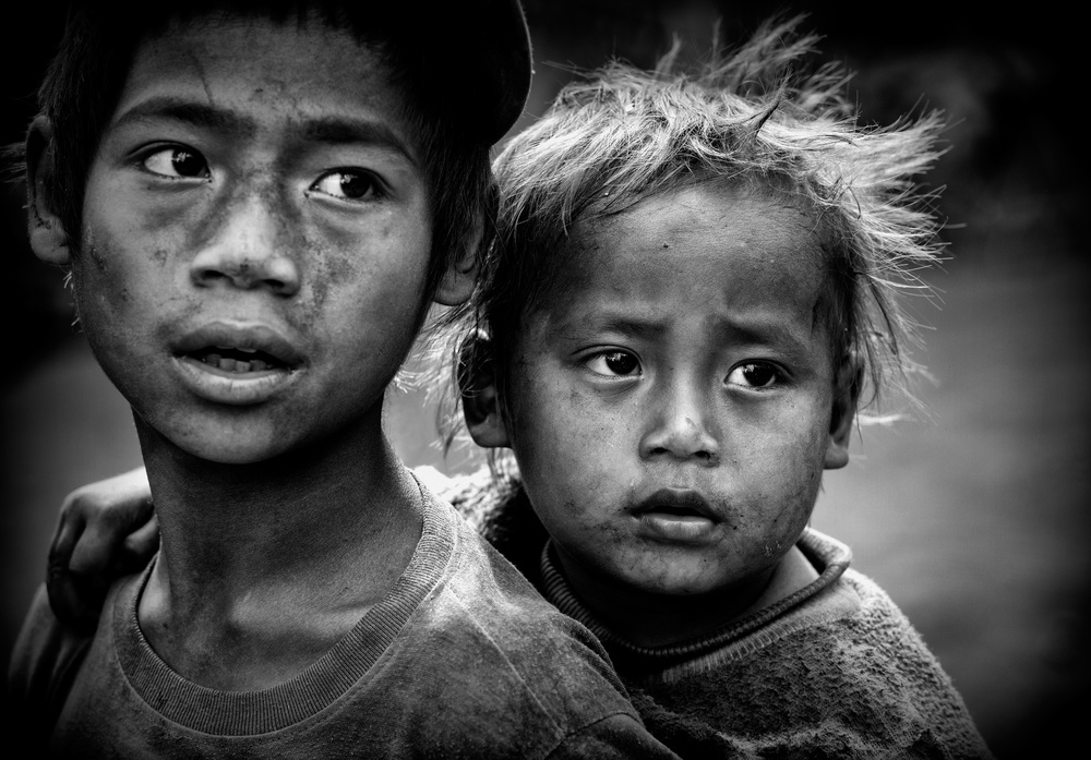 Ann tribe children (Myanmar) von Joxe Inazio Kuesta Garmendia