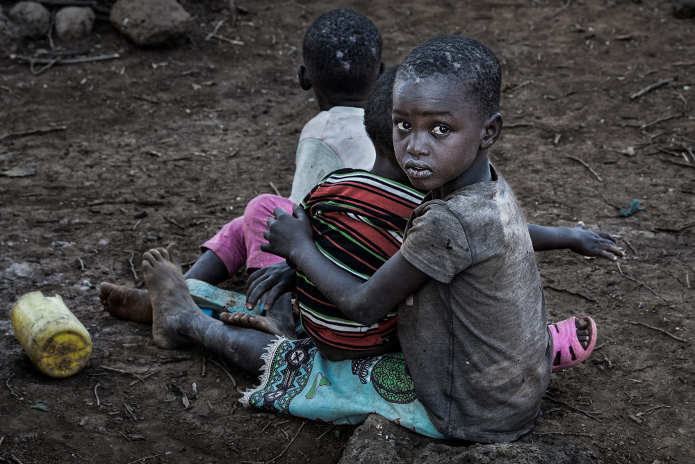 Pokot tribe children - Kenya von Joxe Inazio Kuesta Garmendia