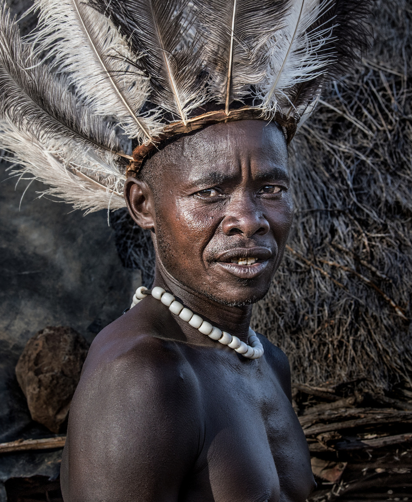 Pokot tribe man - Kenya von Joxe Inazio Kuesta Garmendia