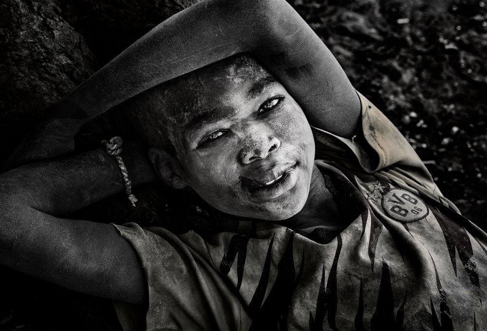 Mundari child. von Joxe Inazio Kuesta Garmendia