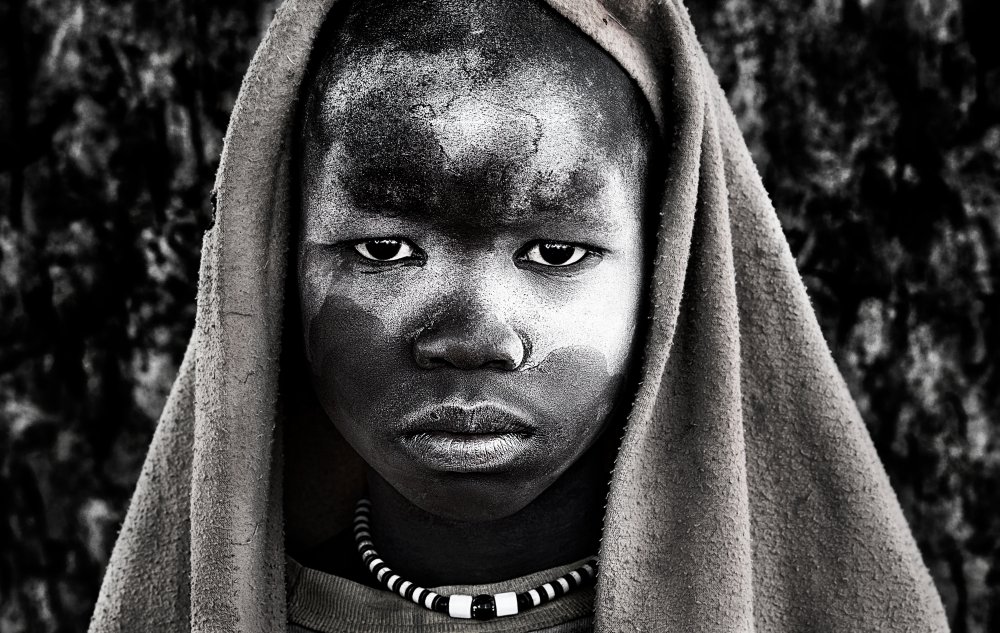 Mundari child. von Joxe Inazio Kuesta Garmendia