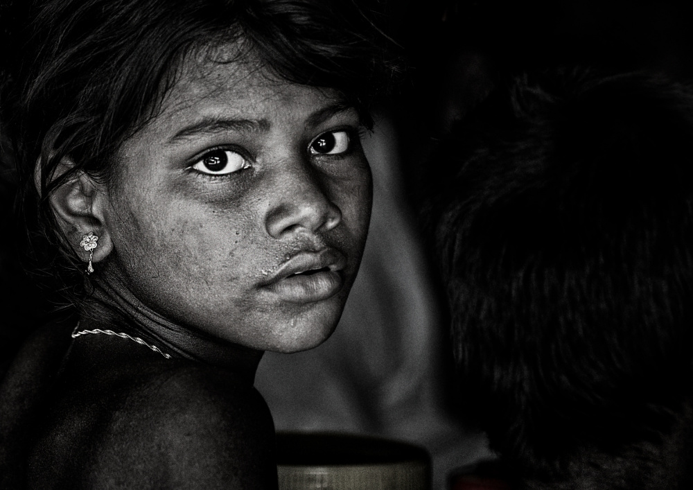 Rohingya refugee girl - Bangladesh von Joxe Inazio Kuesta Garmendia