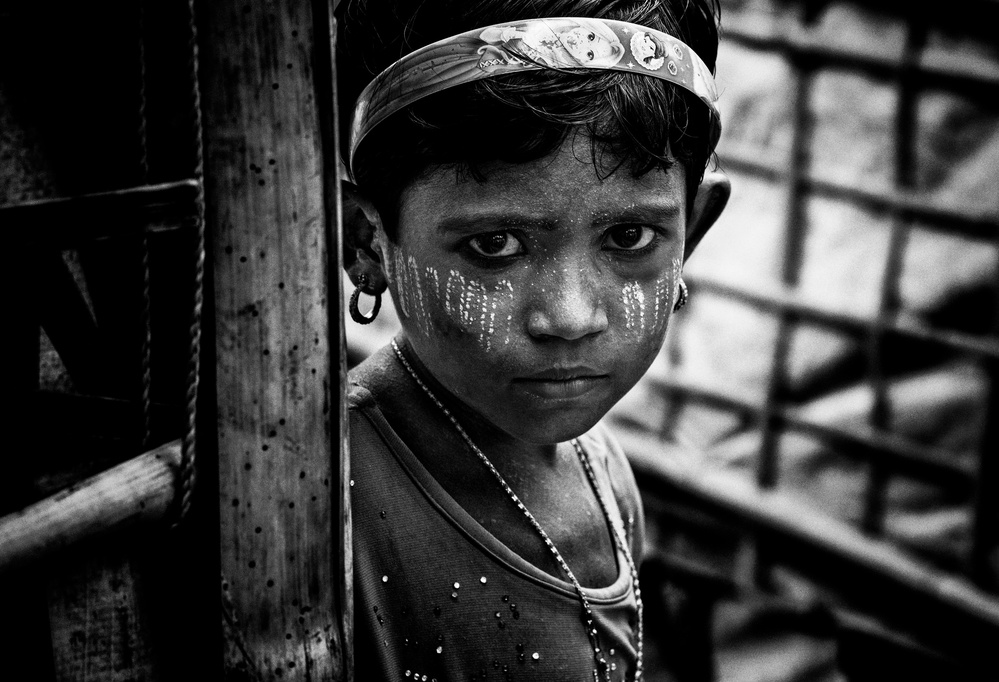 Rohingya girl - Bangladesh von Joxe Inazio Kuesta Garmendia