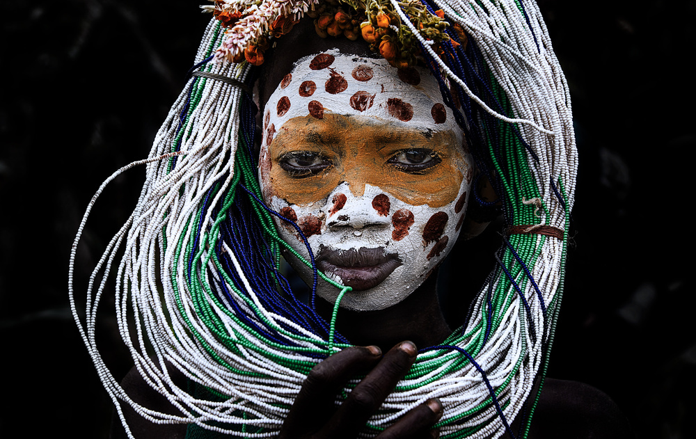 Surma girl - Ethiopia von Joxe Inazio Kuesta Garmendia