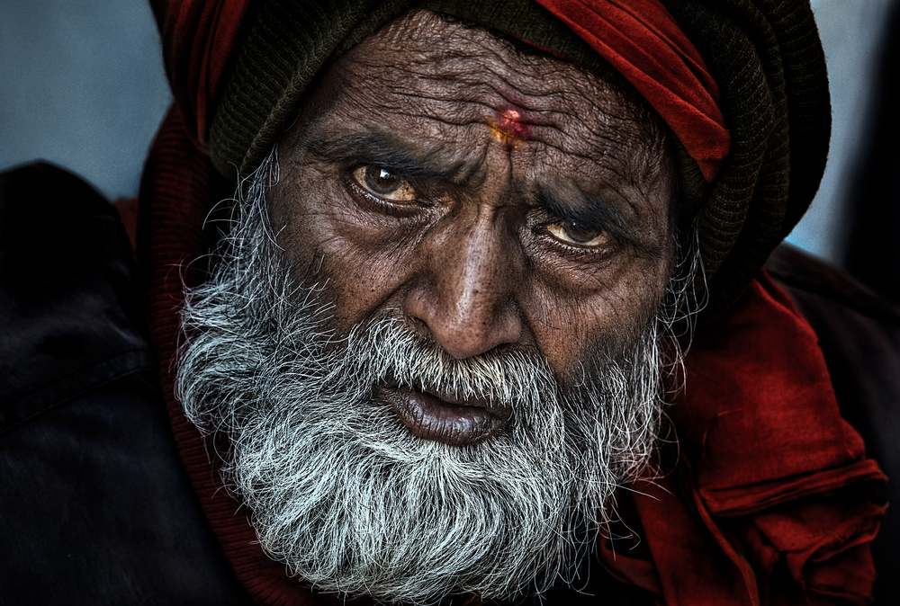 Waiting for a free eye check-up and screening - Netra Kumbh - Prayagraj-India von Joxe Inazio Kuesta Garmendia