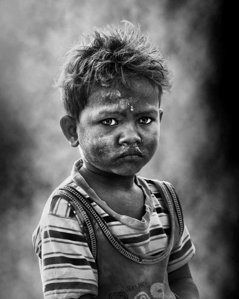 ORPHAN CHILD von JOYRAJ SAMANTA