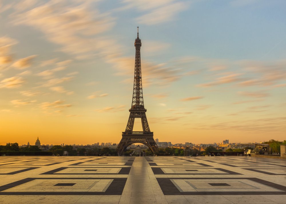 AMANECER EN TROCADERO von JUAN CARLOS HERVÁS MARTÍNEZ