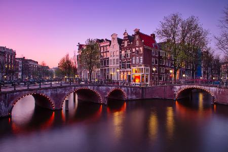 Amsterdam: Atardecer en el canal