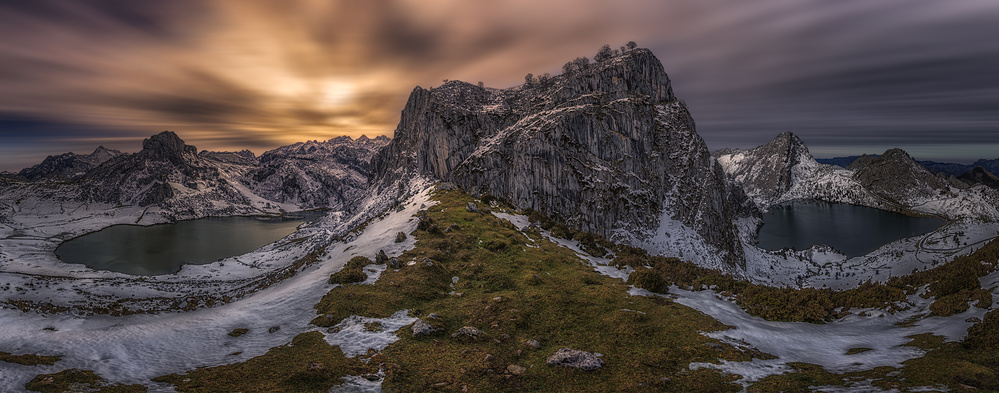 Two Lakes von Juan I. Cuadrado