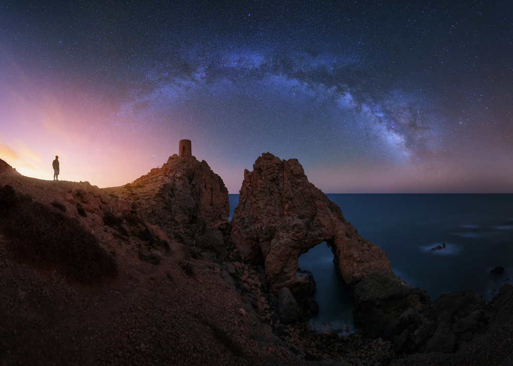 Mi padre, la torre, el arco y las estrellas. von Juan Pablo de Miguel