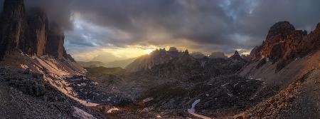 Walk Around Tre Cime di Lavaredo