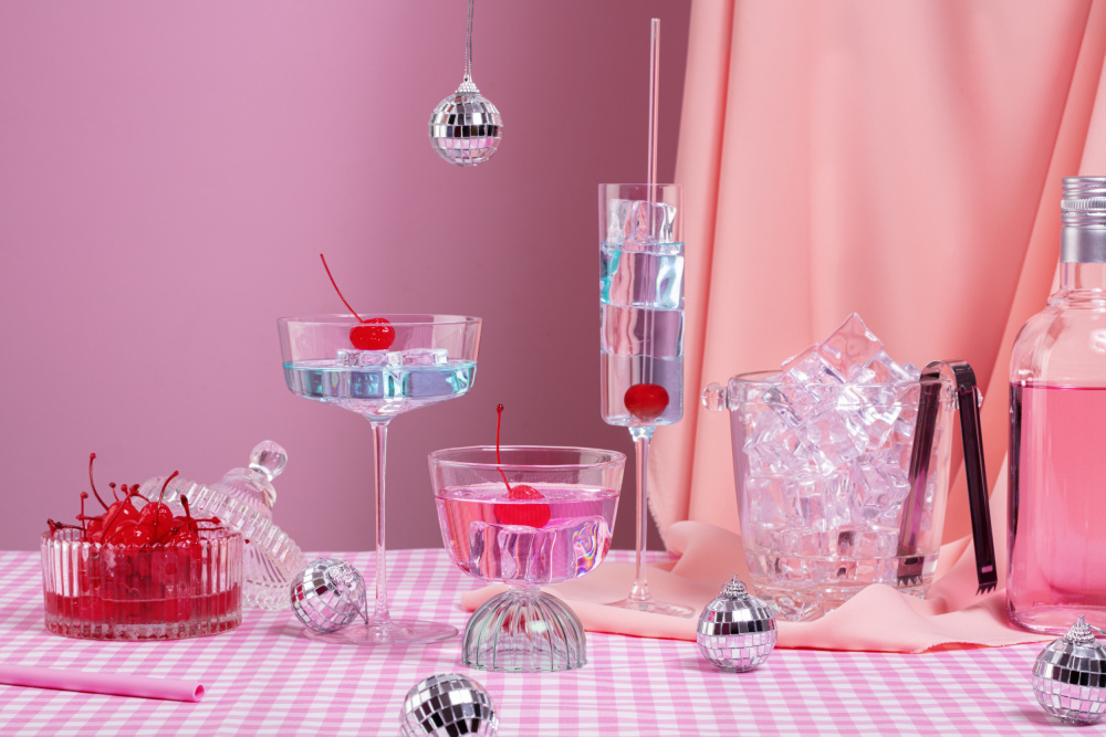 Pink cherries party von Julia Ramiro