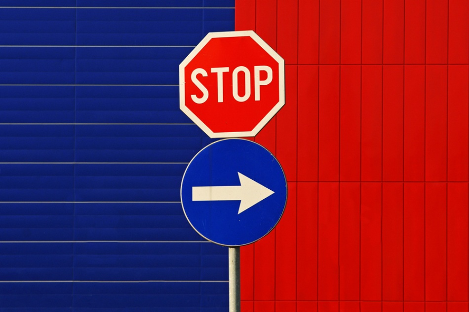 Stop for blue von Jure Kravanja