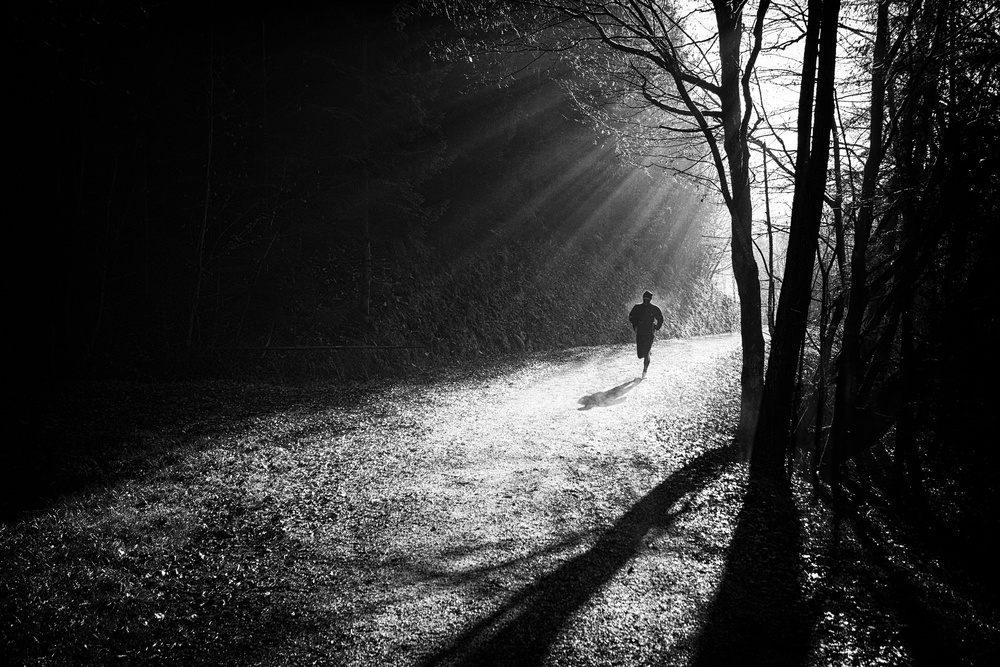 Through the sun rays von Jurij Bizjak