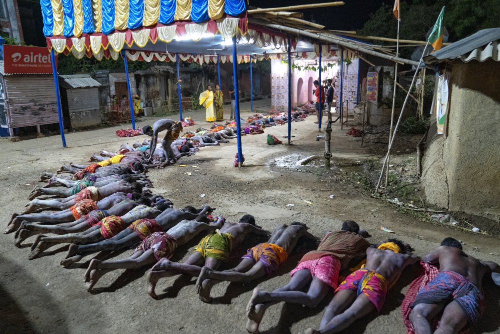 Midnight Ritual of Gajan von Kalyan Chattopadhyay