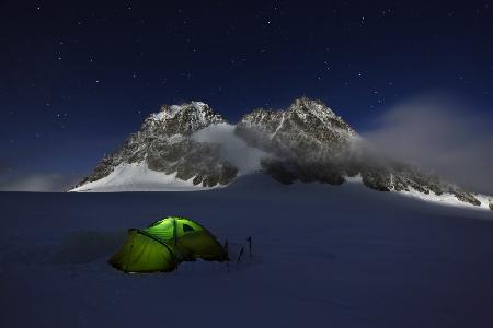 Bivouac at Bouquetins