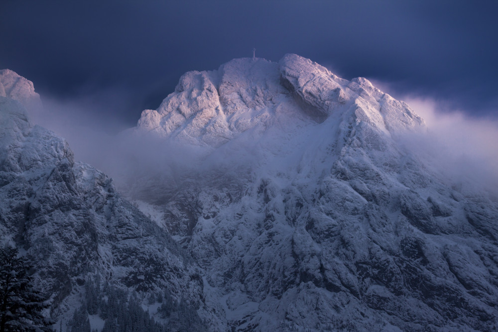 Misty Mountain von Karol Nienartowicz