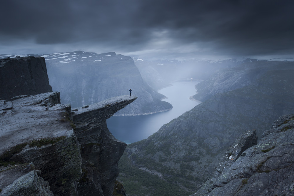 Trolltunga von Karol Nienartowicz