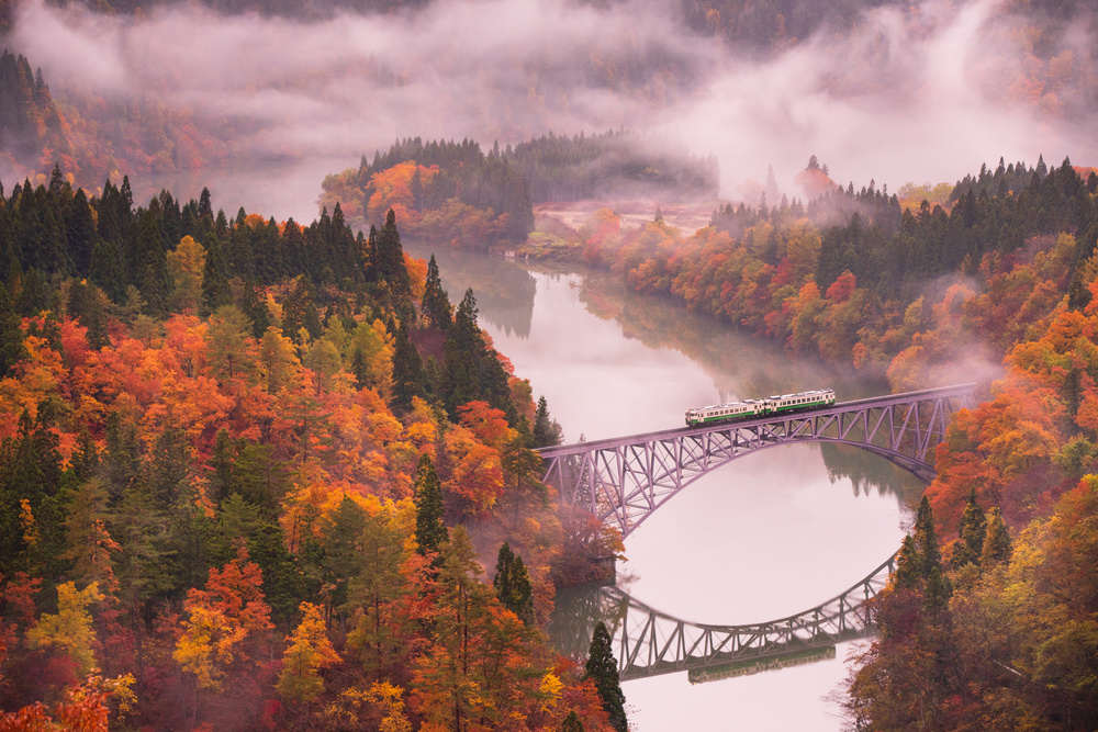 Autumn Tadami Line von Kei Sasaki