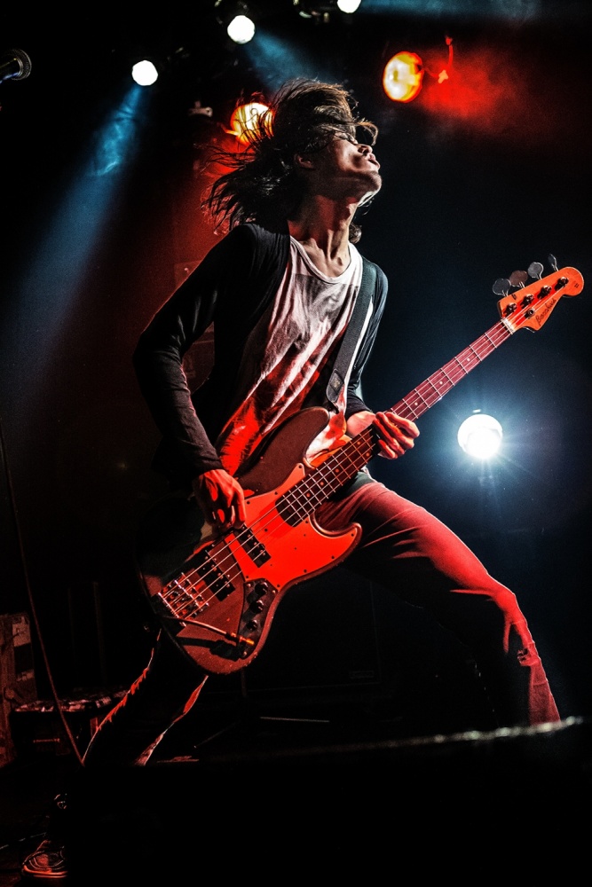 Bass Player von Kenji Nakamatsu