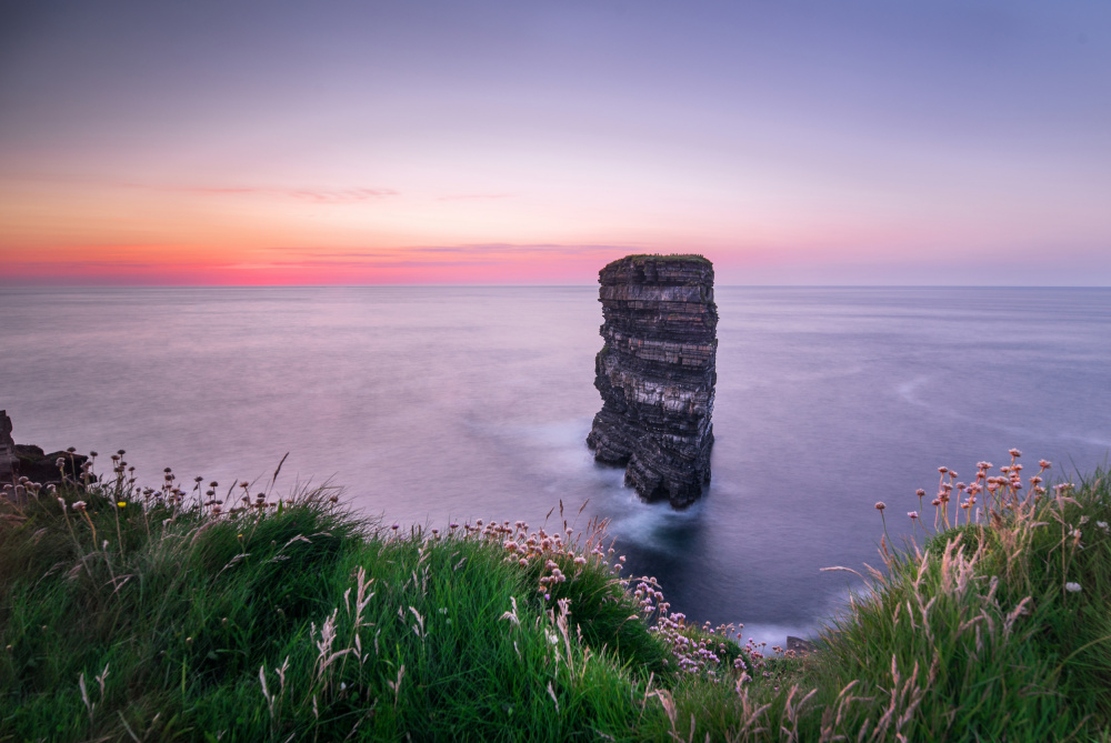 Dun Briste Sea Stack von Kristin Gray