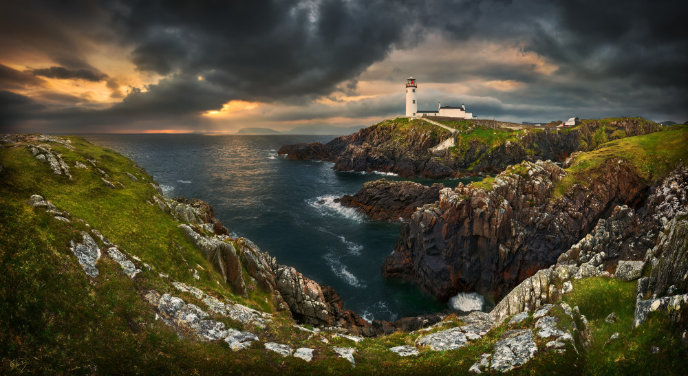 Lighthouse... von Krzysztof Browko