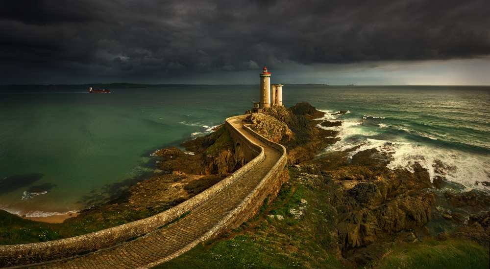 Rain is coming ... von Krzysztof Browko