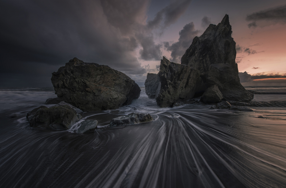 Sunset at Rialto beach von Larry Deng