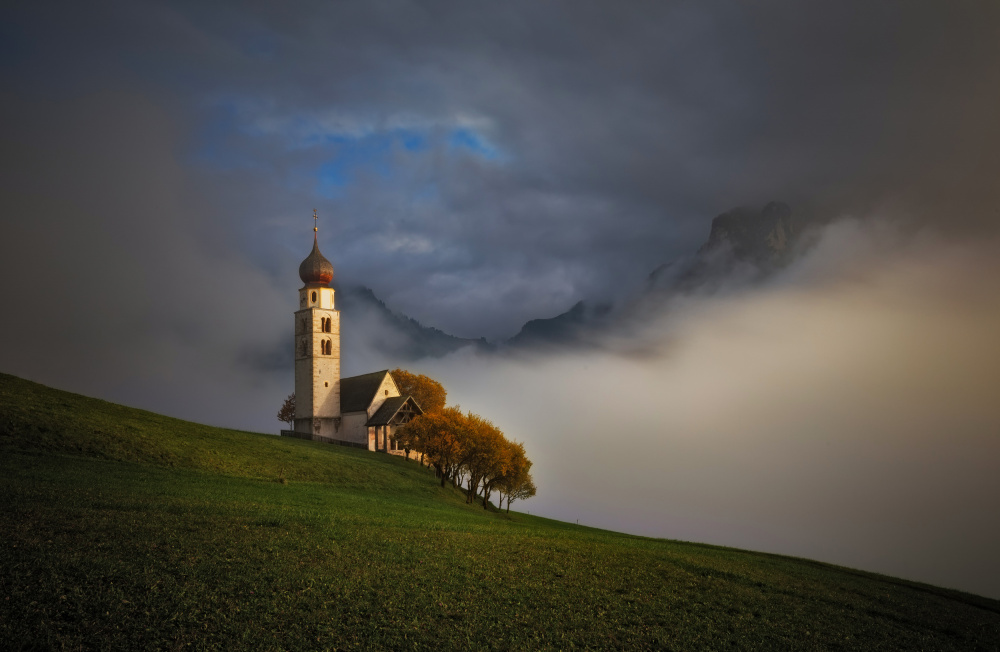 Lonely Church von Lazar Ioan Ovidiu