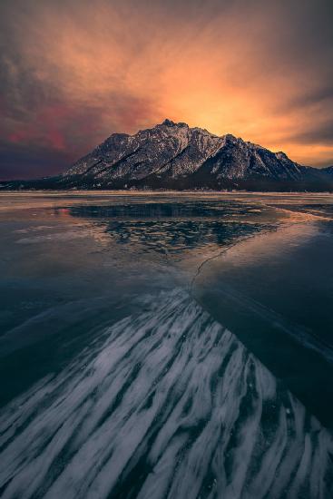 Ice Bars in Lake Abraham