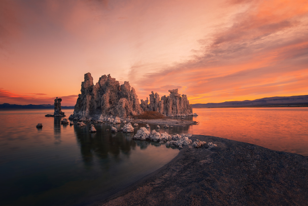 Mono Lake Morning Light von Leah Xu