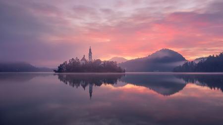 Sunrising on Lake Bled