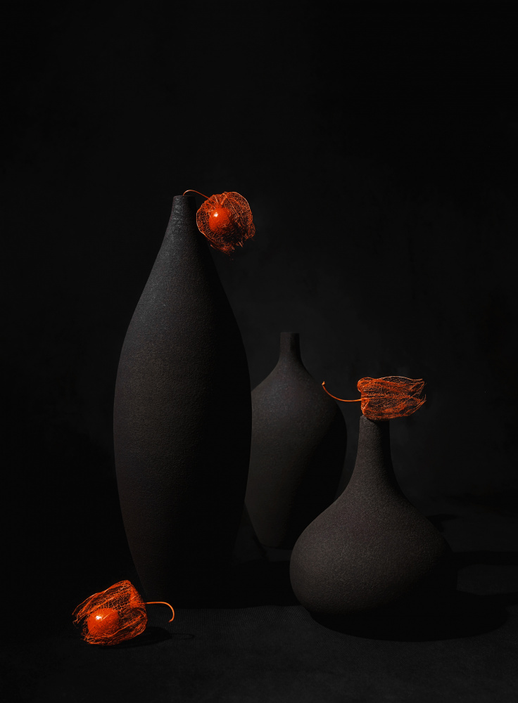 Three Vases von Leechee Z