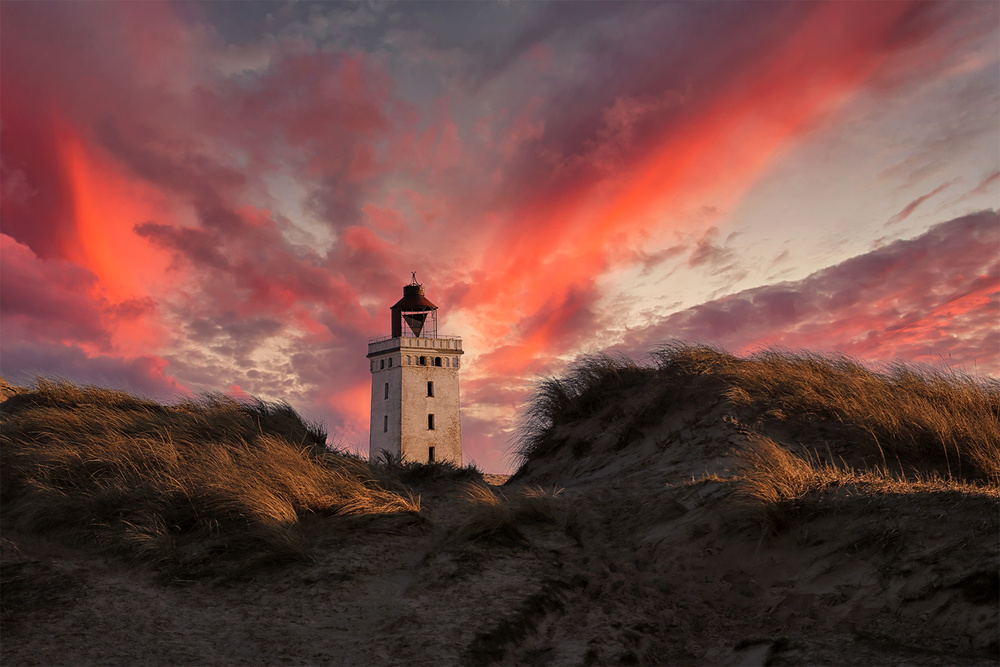 The Lighthouse. von Leif Løndal