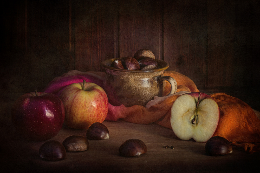 Still Life With Chestnuts And Apples von Lenka