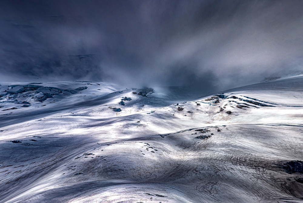 Magic Light on Emmon’s Glacier von Liguang Huang