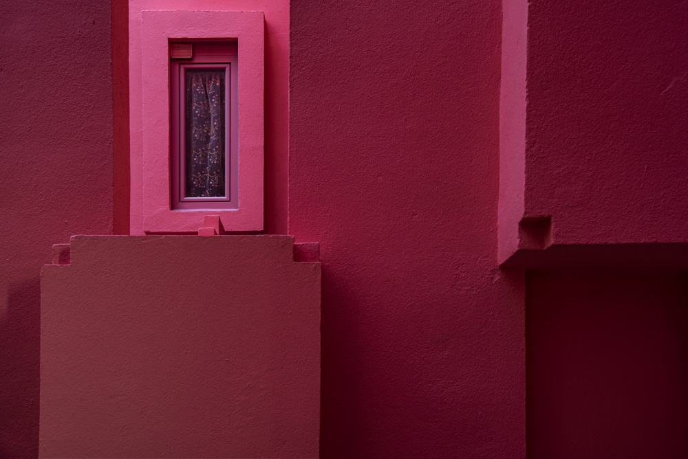 Muralla Roja #13 von Linda Wride