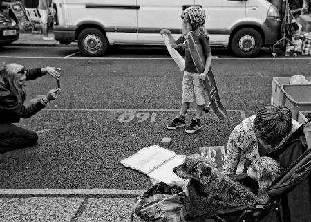 The skater, the puppies and the street photographer