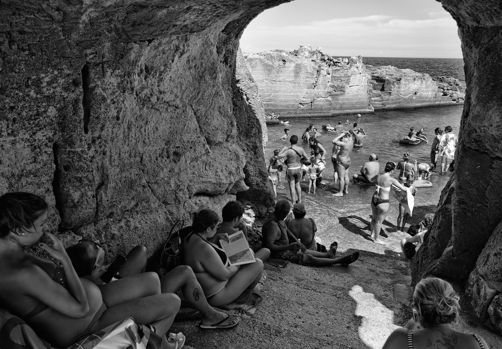 the cave von Lorenzo Grifantini