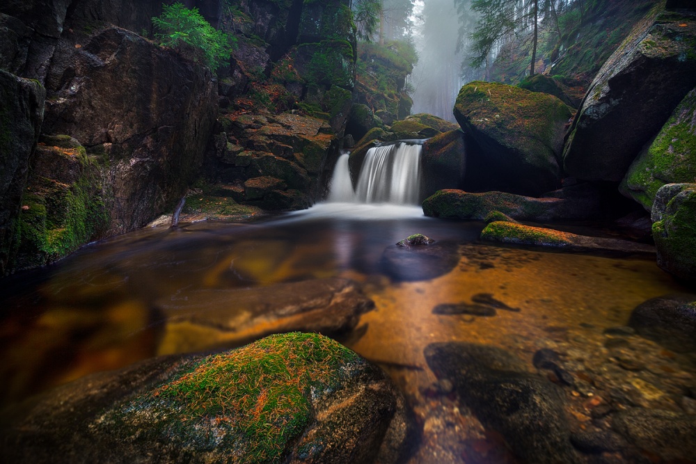 River Tales von Lucjan Stoszko