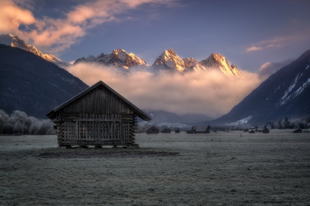 The Valley of Barns von Ludwig Riml