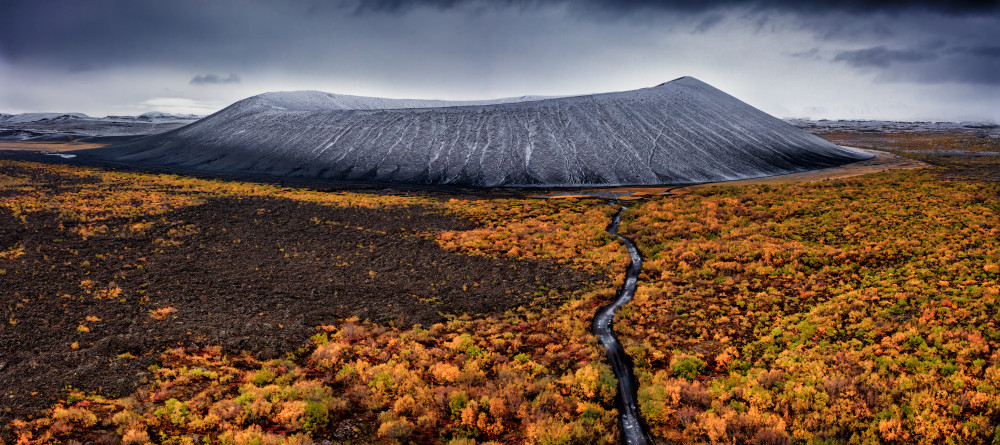 Hverfjall in autumn von Luigi Ruoppolo