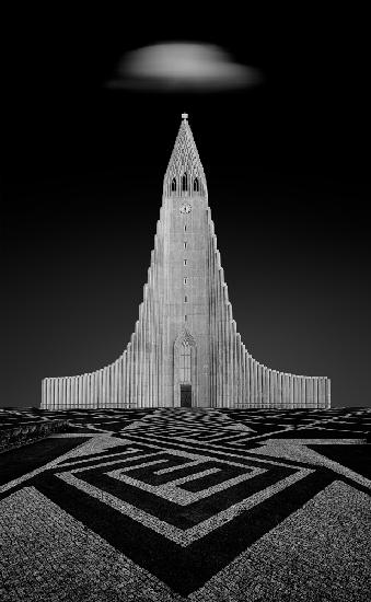 HALLGRIMSKIRKJA