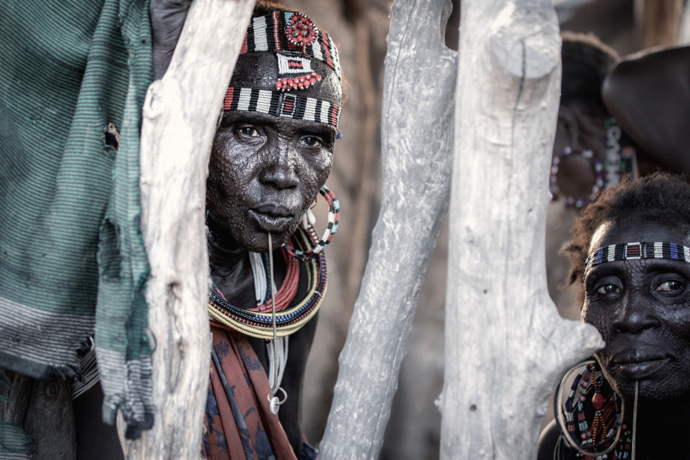 Jiye Women von Lynn Fraser