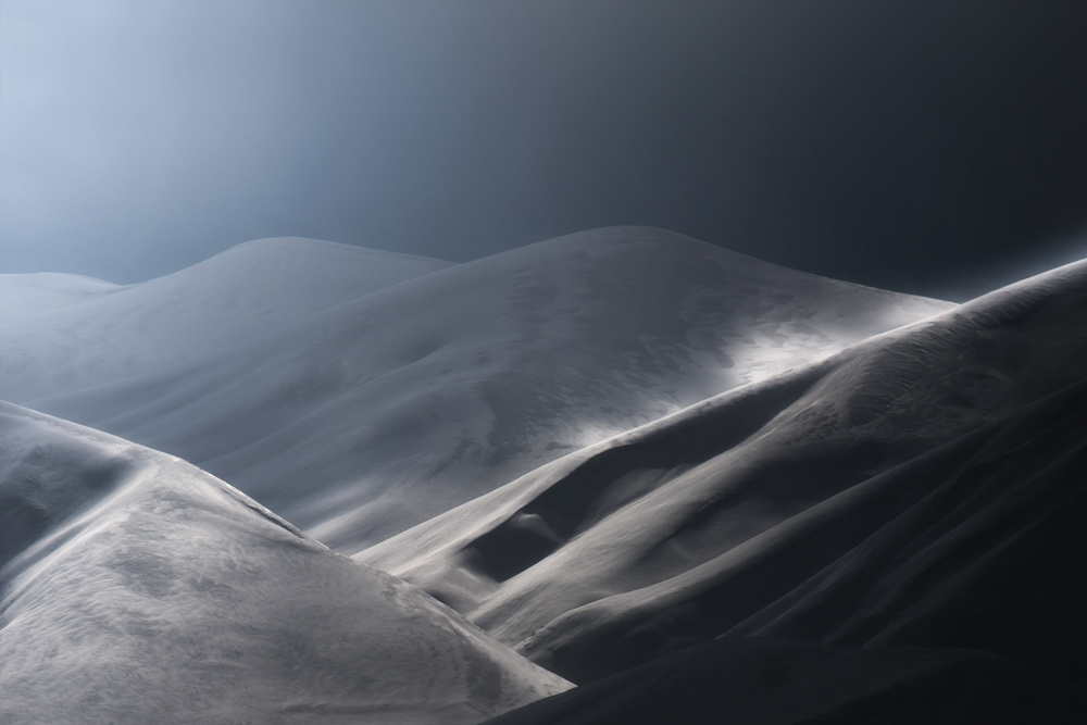 Snow Mountains von Majid Behzad