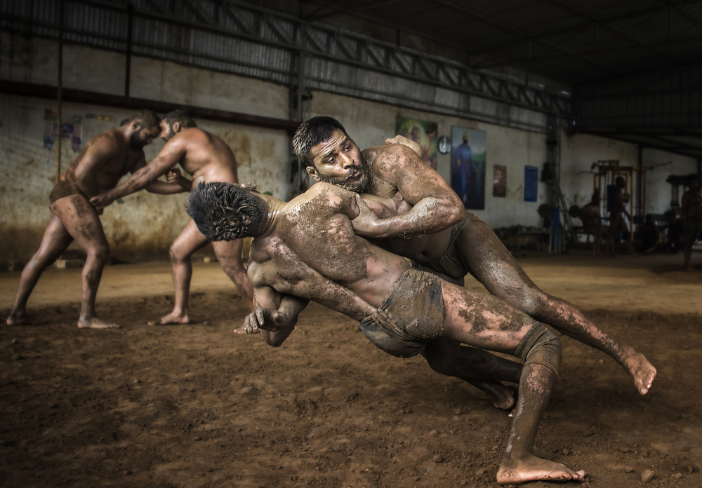 Indian Wrestling von Manik Grover