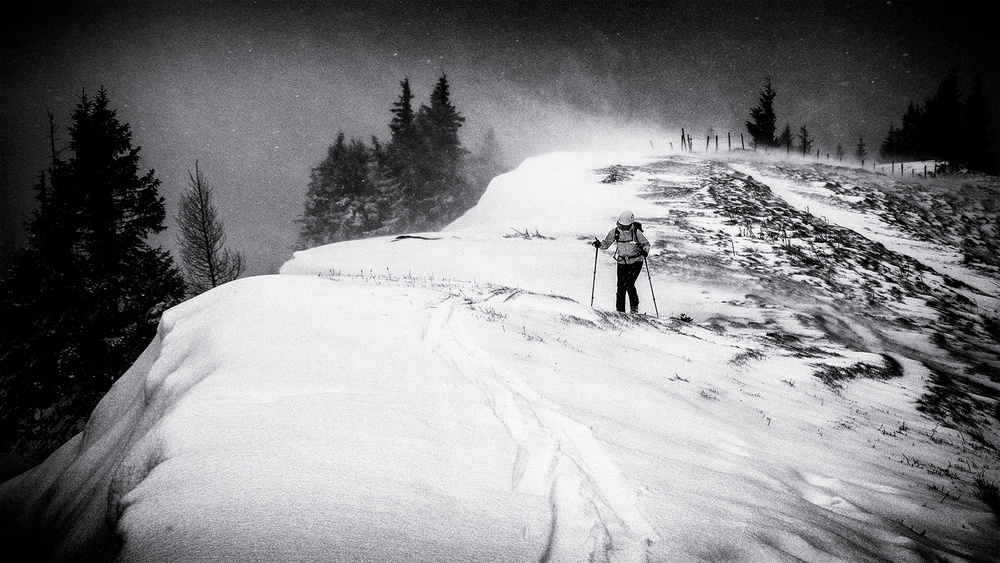 Hell on the edge von Marcel Rebro