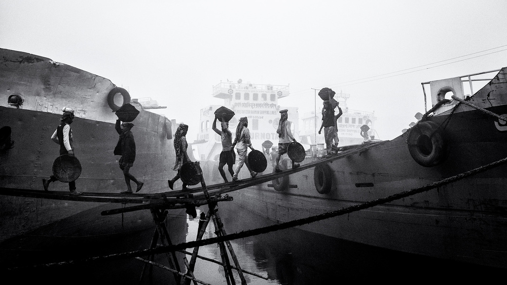 Coal unloading von Marcel Rebro